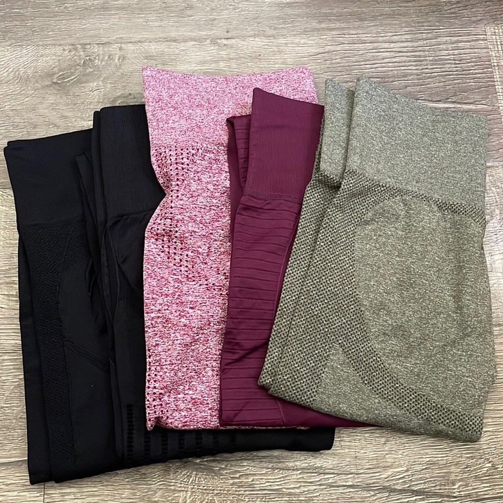 Bundle of 5 leggings